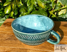 Load image into Gallery viewer, Rainforest Green Mug 16 fl oz
