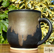 Load image into Gallery viewer, Matte Black and Copper Mug 16floz
