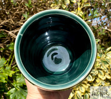 Load image into Gallery viewer, Rainforest Green Vase 14cm
