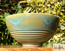 Load image into Gallery viewer, Turquoise Bowl 14cm
